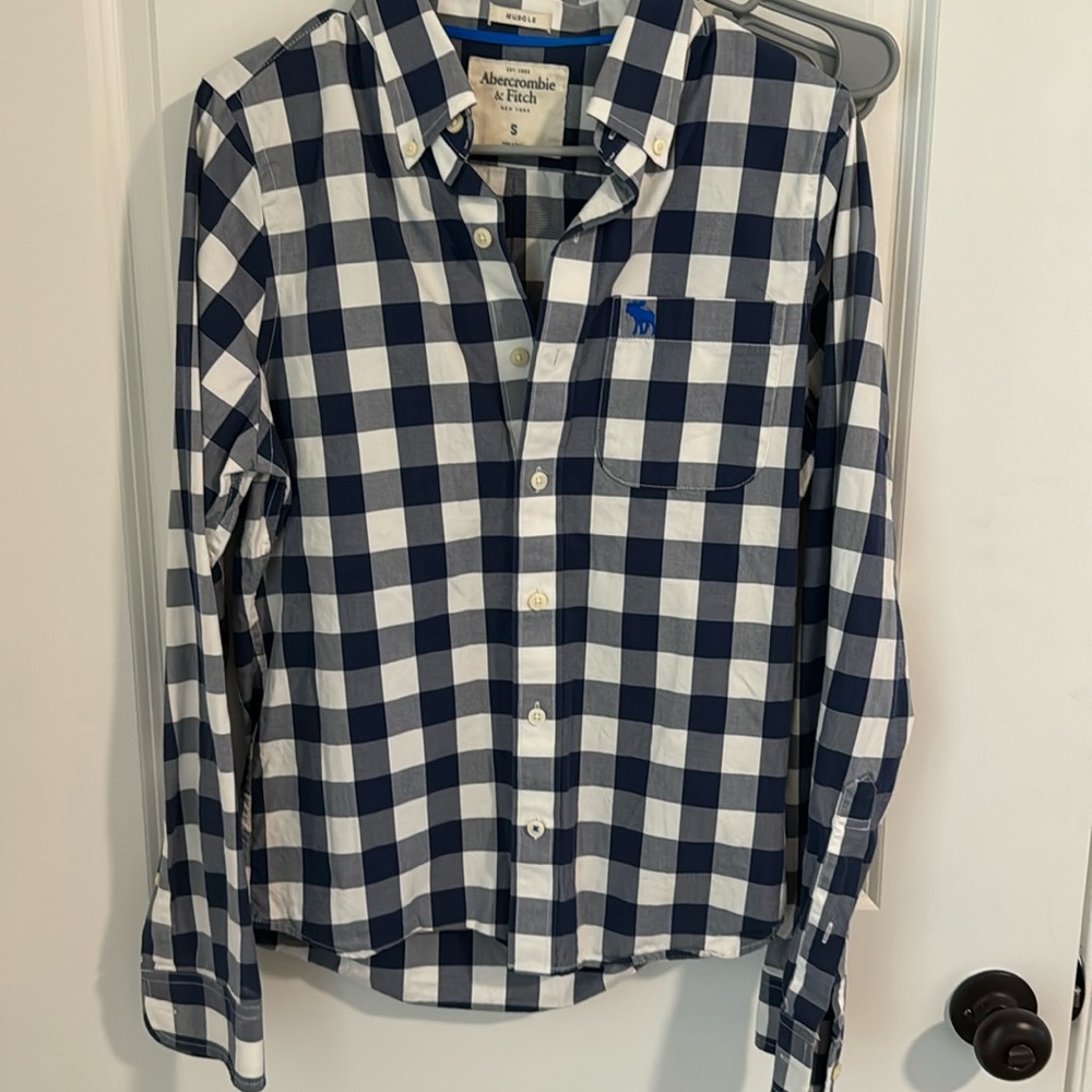 Abercrombie & Fitch Muscle Fit shirt Size S